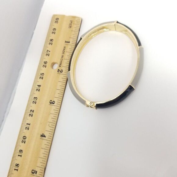 Vintage Black and Gray Enamel Hinged Bangle Bracelet, Gold Tone, Estate - Picture 4 of 5